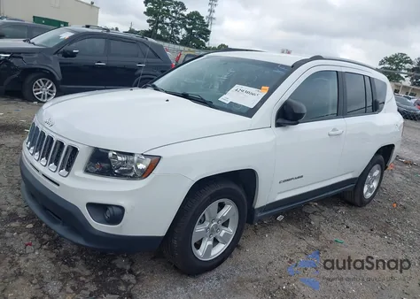 2017 Jeep Compass Sport Fwd из США, поврежденный, VIN 1C4NJCBBXHD186315